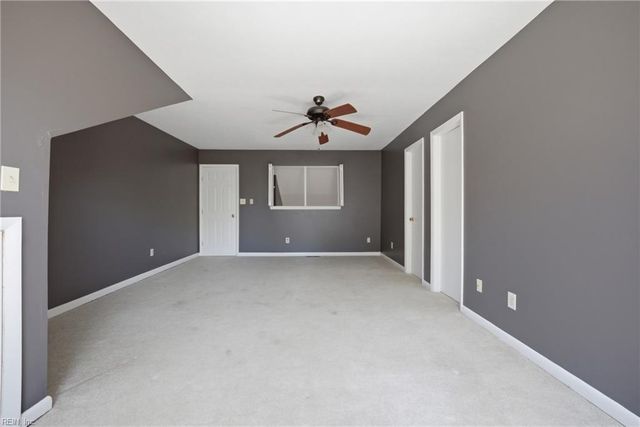 32 Riverchase DR, Hampton, VA 23669