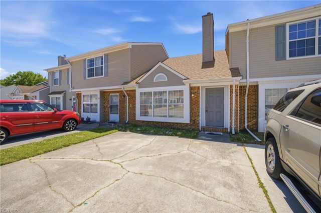 32 Riverchase DR, Hampton, VA 23669