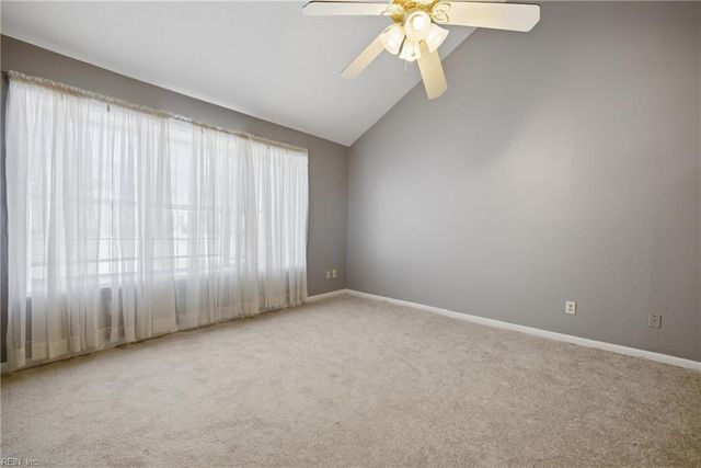 32 Riverchase DR, Hampton, VA 23669