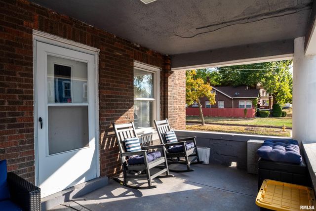 501 W COLUMBIA Terrace, Peoria, IL 61606