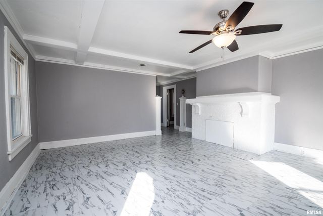 501 W COLUMBIA Terrace, Peoria, IL 61606