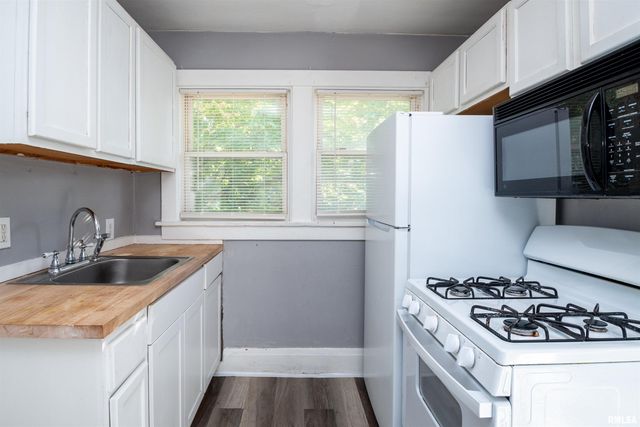 501 W COLUMBIA Terrace, Peoria, IL 61606