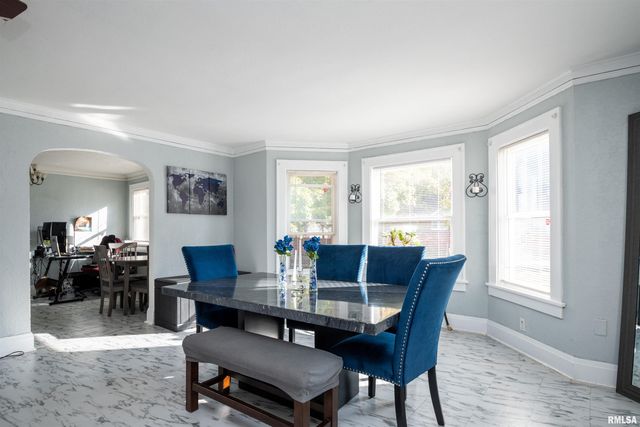 501 W COLUMBIA Terrace, Peoria, IL 61606