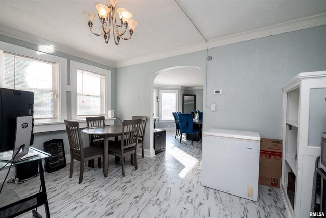 501 W COLUMBIA Terrace, Peoria, IL 61606