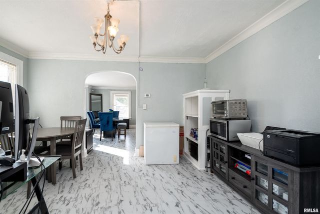 501 W COLUMBIA Terrace, Peoria, IL 61606