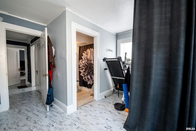 501 W COLUMBIA Terrace, Peoria, IL 61606