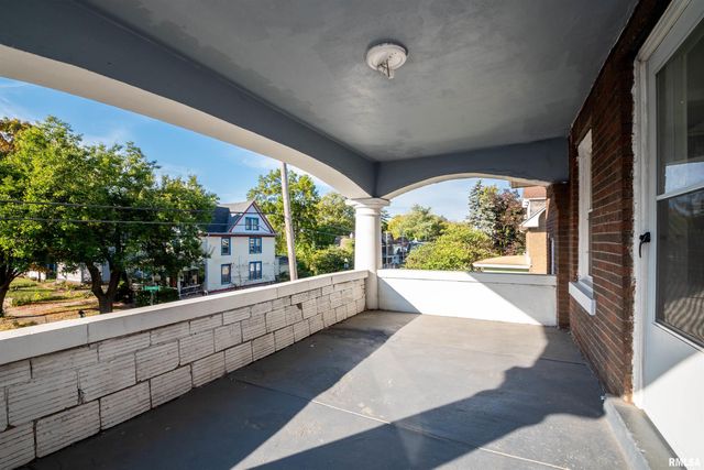 501 W COLUMBIA Terrace, Peoria, IL 61606