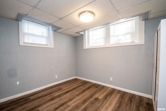 501 W COLUMBIA Terrace, Peoria, IL 61606