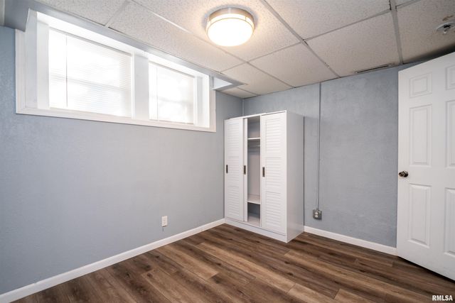 501 W COLUMBIA Terrace, Peoria, IL 61606