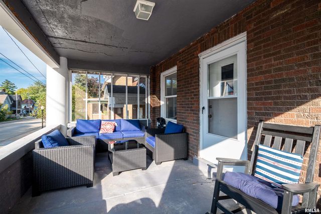 501 W COLUMBIA Terrace, Peoria, IL 61606