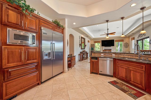 2981 Capetanios Dr, El Dorado Hills, CA 95762
