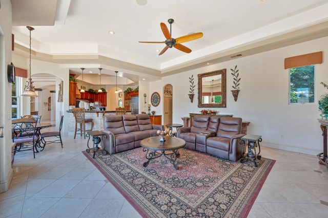 2981 Capetanios Dr, El Dorado Hills, CA 95762