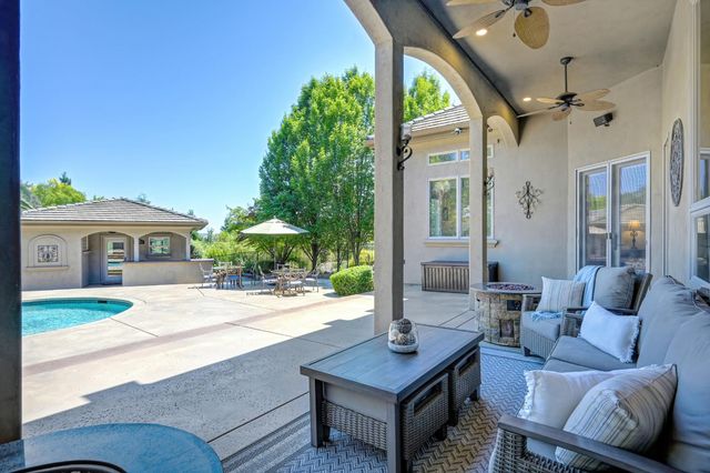 2981 Capetanios Dr, El Dorado Hills, CA 95762