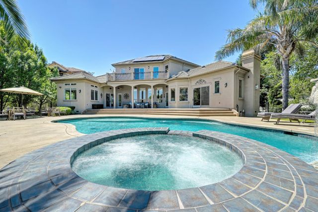 2981 Capetanios Dr, El Dorado Hills, CA 95762