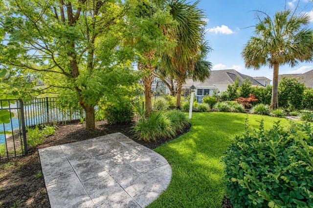 969 Bluffview Dr., Myrtle Beach, SC 29579