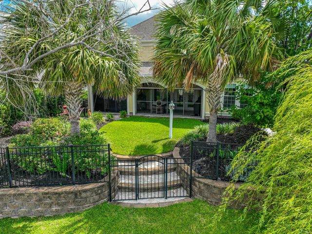 969 Bluffview Dr., Myrtle Beach, SC 29579