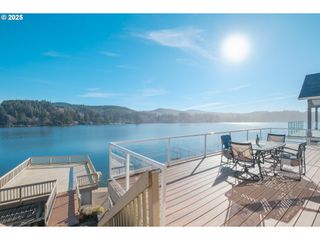 1508 Ne LAKE Dr, Lincoln City, OR 97367