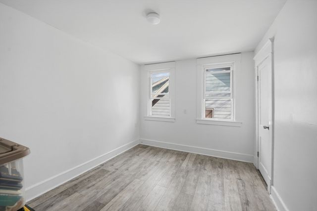 115 Pasadena St, Springfield, MA 01108