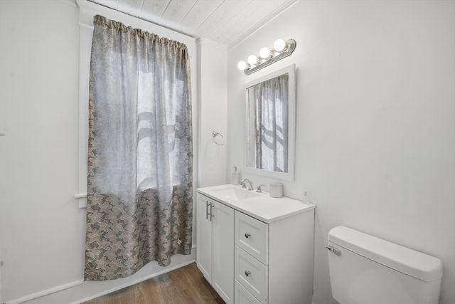 115 Pasadena St, Springfield, MA 01108