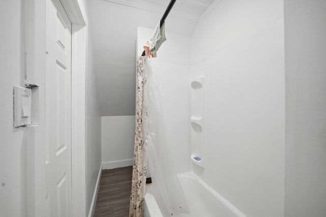 115 Pasadena St, Springfield, MA 01108