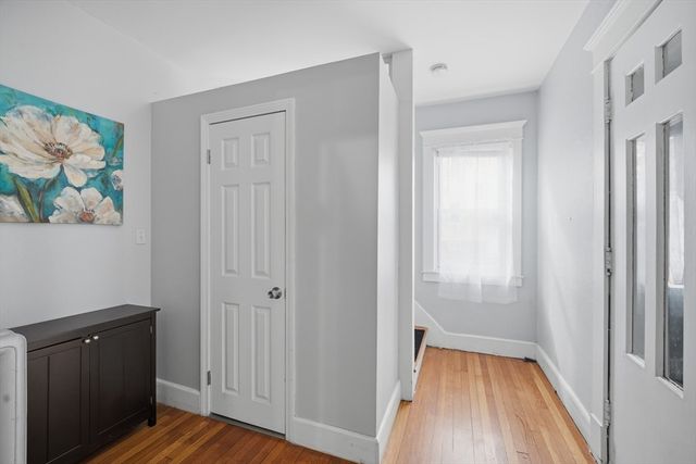 115 Pasadena St, Springfield, MA 01108