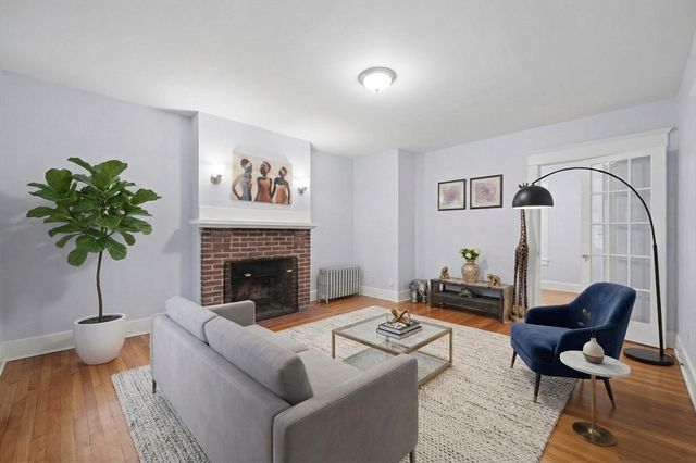 115 Pasadena St, Springfield, MA 01108