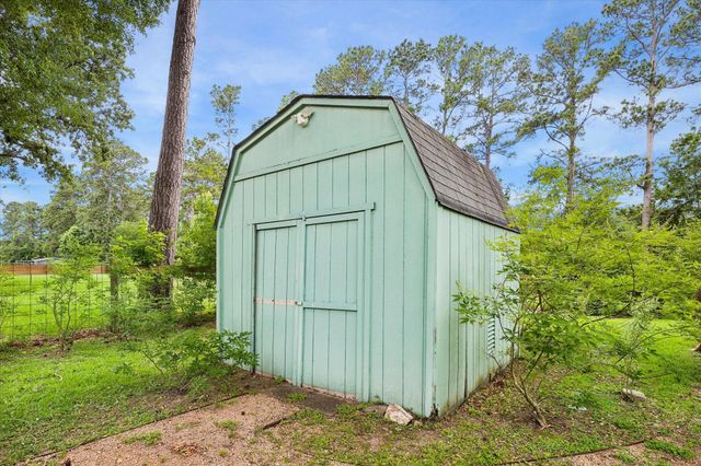 15432 Esther Drive, Conroe, TX 77384
