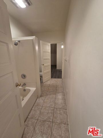 2932 S NORMANDIE Avenue, Los Angeles, CA 90007