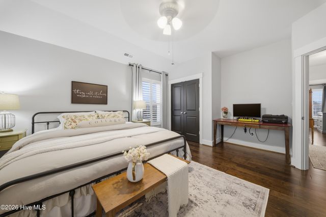 419 Campus Drive, Moyock, NC 27958