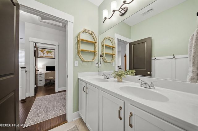 419 Campus Drive, Moyock, NC 27958