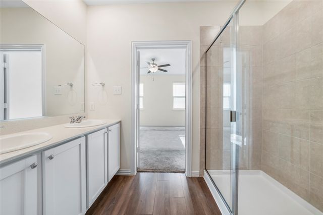 5509 Brentlawn Drive, Fort Worth, TX 76179