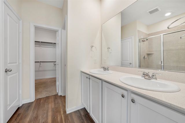 5509 Brentlawn Drive, Fort Worth, TX 76179