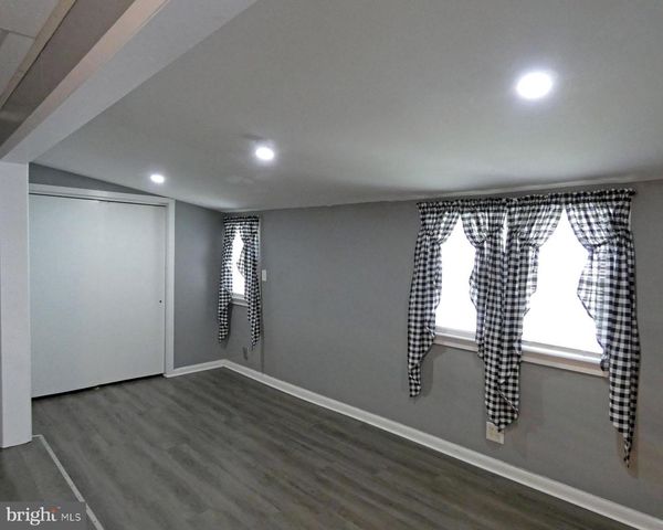 340 JACKSON AVE, Carneys Point, NJ 08069