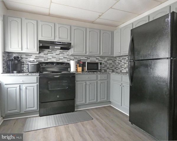 340 JACKSON AVE, Carneys Point, NJ 08069