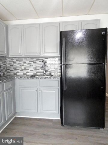 340 JACKSON AVE, Carneys Point, NJ 08069