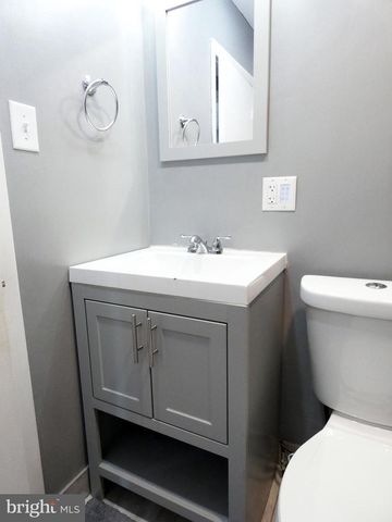 340 JACKSON AVE, Carneys Point, NJ 08069