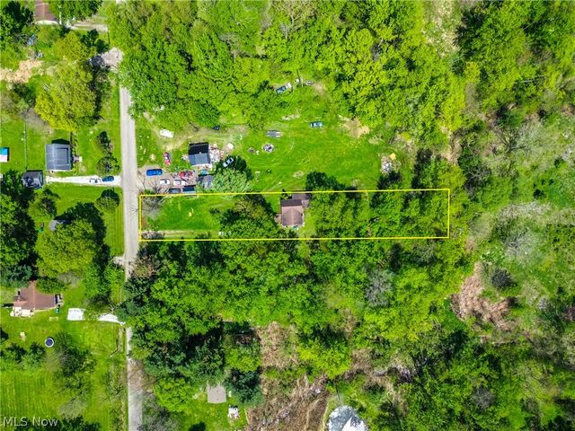 4567 Lenty Road, Barberton, OH 44203