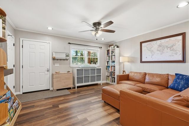 501 Hickory Lane, Pendleton, SC 29670