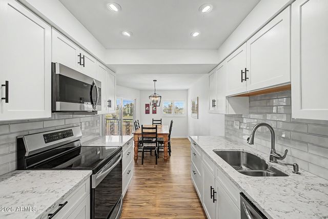 19646 N STAR RIDGE Drive, Sun City West, AZ 85375