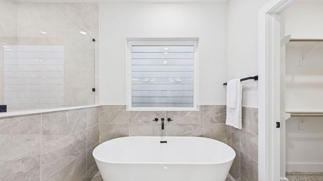 5027 Golden Forest Drive C, Houston, TX 77091