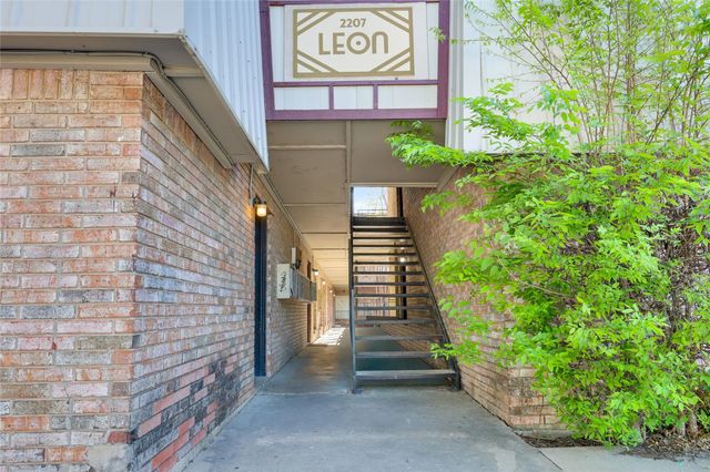 2207 Leon ST 204, Austin, TX 78705