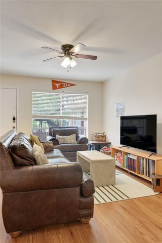 2207 Leon ST 204, Austin, TX 78705