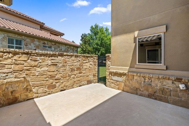 105 Aruba CT, Lakeway, TX 78734