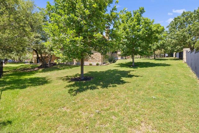 105 Aruba CT, Lakeway, TX 78734