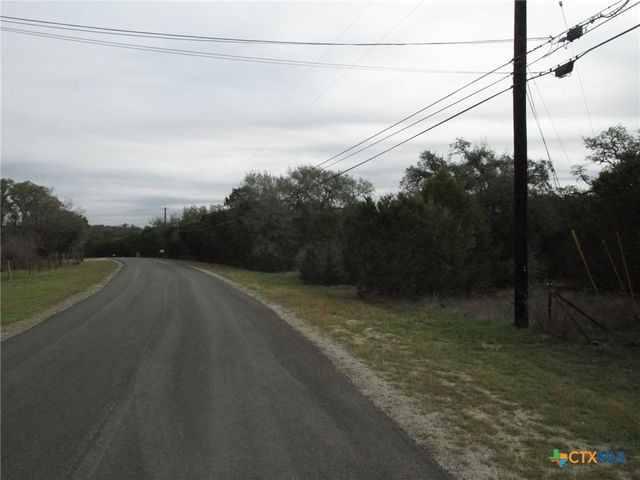 138 Bear Creek Drive, New Braunfels, TX 78132