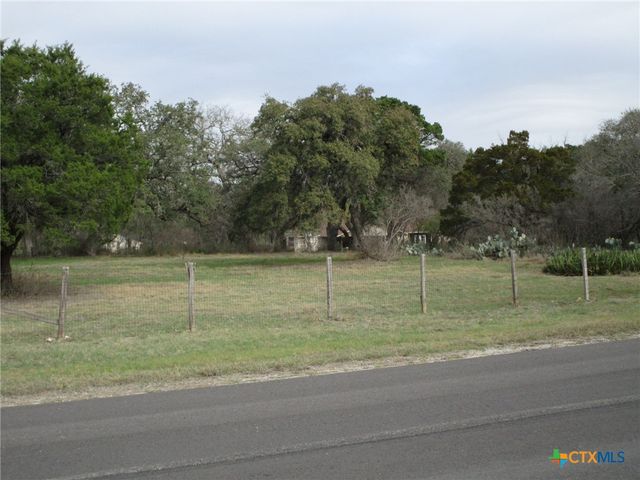 138 Bear Creek Drive, New Braunfels, TX 78132