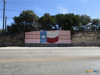 138 Bear Creek Drive, New Braunfels, TX 78132