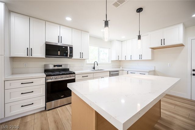 5630 Neosho Street, Las Vegas, NV 89120