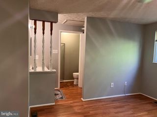8104 WILLOWDALE CT, Springfield, VA 22153
