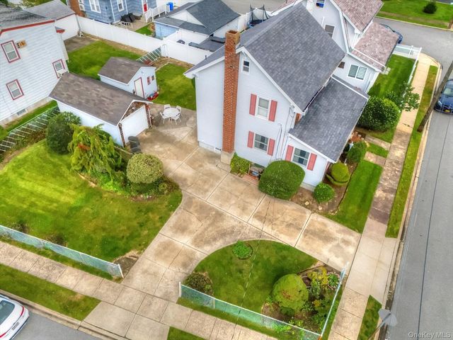47 Chester Court, Oceanside, NY 11572